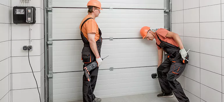 Secure Garage Door Repair in Les PromenadesAlbro Lake, NS