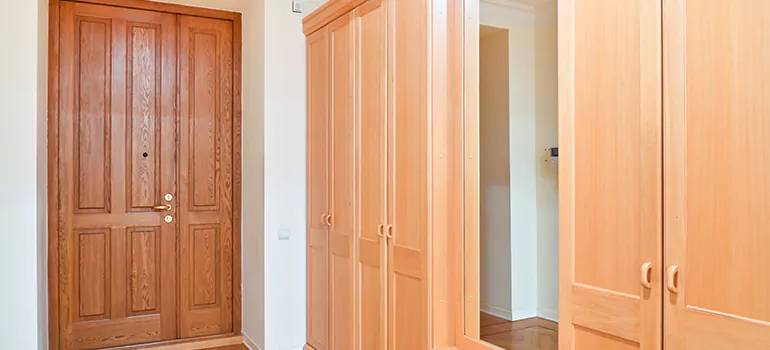 Prehung Wood Interior Doors in Manoir-des-Trembles, NS